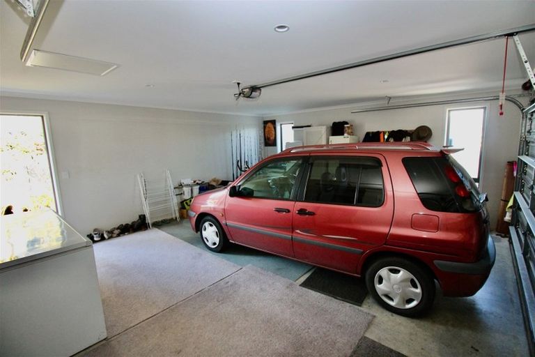 Photo of property in 20 Aquila Drive, Whitianga, 3510