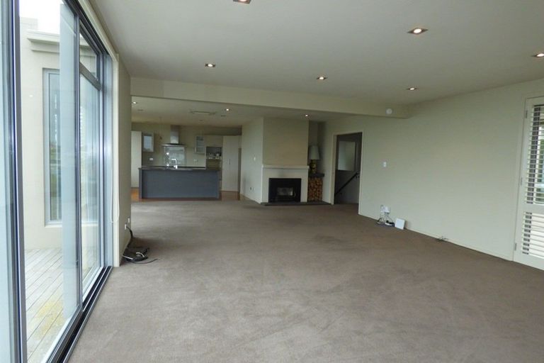 Photo of property in 12 Avon Street, South Hill, Oamaru, 9400