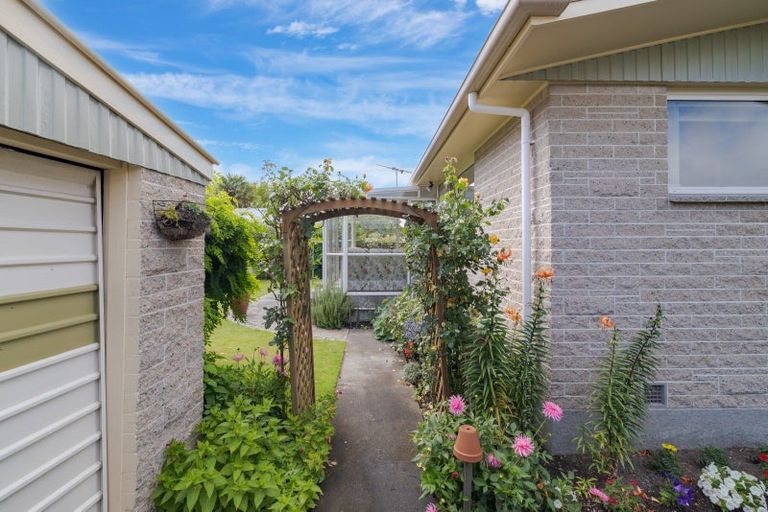 Photo of property in 7 Pelorus Place, Harewood, Christchurch, 8051