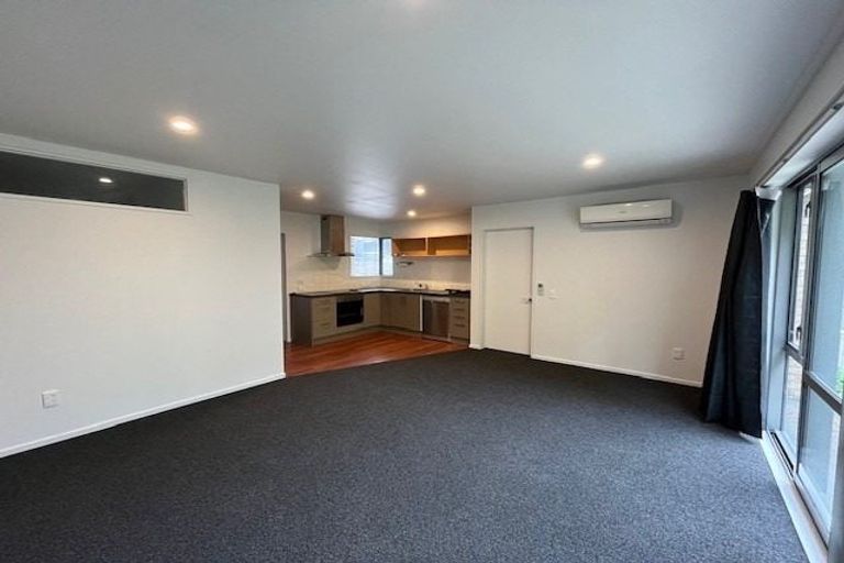 Photo of property in 84a Poulson Street, Addington, Christchurch, 8024