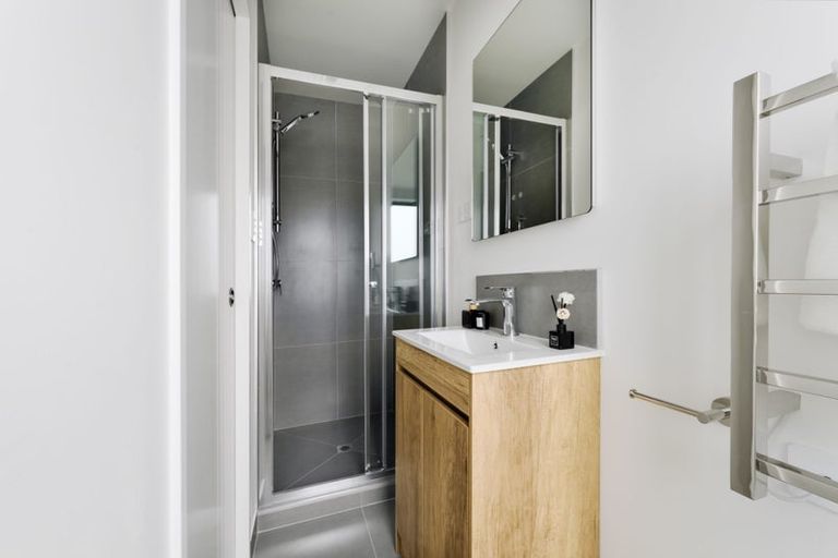 Photo of property in 36 Longburn Road, Henderson, Auckland, 0610