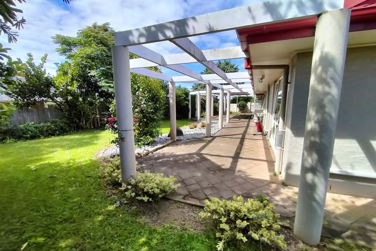 Photo of property in 20 Carriage Close, Northpark, Auckland, 2013