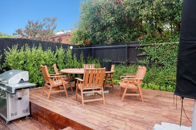 Photo of property in 2/39 Parklands Drive, Huntsbury, Christchurch, 8022