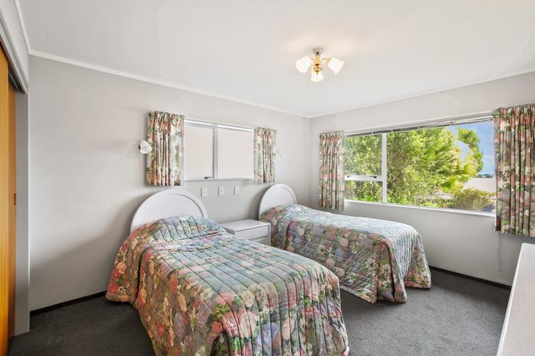 Photo of property in 3/66 Waiwaka Terrace, Strandon, New Plymouth, 4312