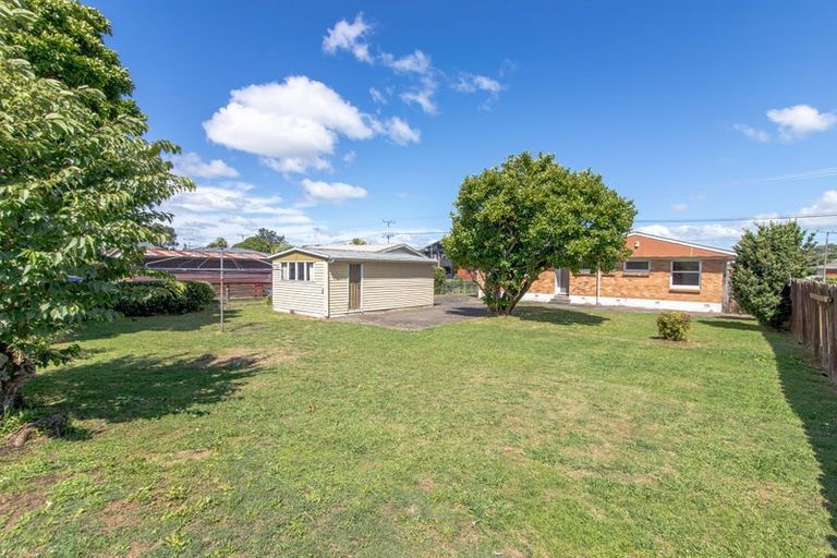 Photo of property in 73 Lewis Street, Glenview, Hamilton, 3206