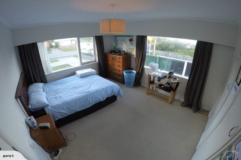 Photo of property in 23a Happy Valley Road, Owhiro Bay, Wellington, 6023