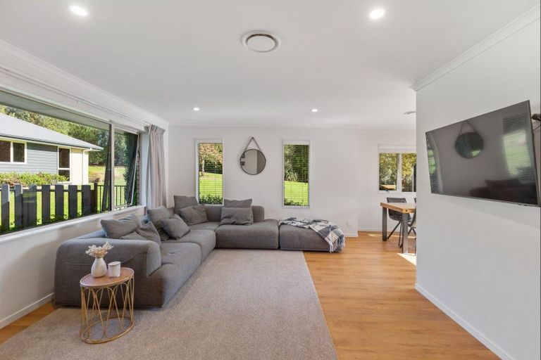 Photo of property in 51 Ohau Terraces, Ohau, Levin, 5570