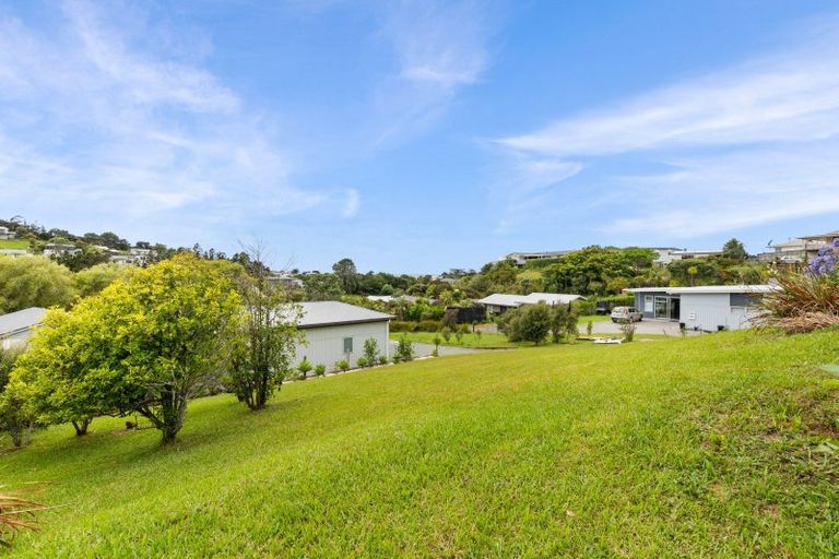 Photo of property in 15 Lee Place, Mangawhai Heads, Mangawhai, 0505