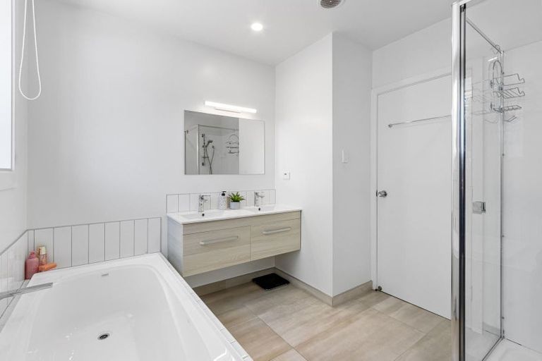 Photo of property in 164 Halswell Road, Hillmorton, Christchurch, 8025