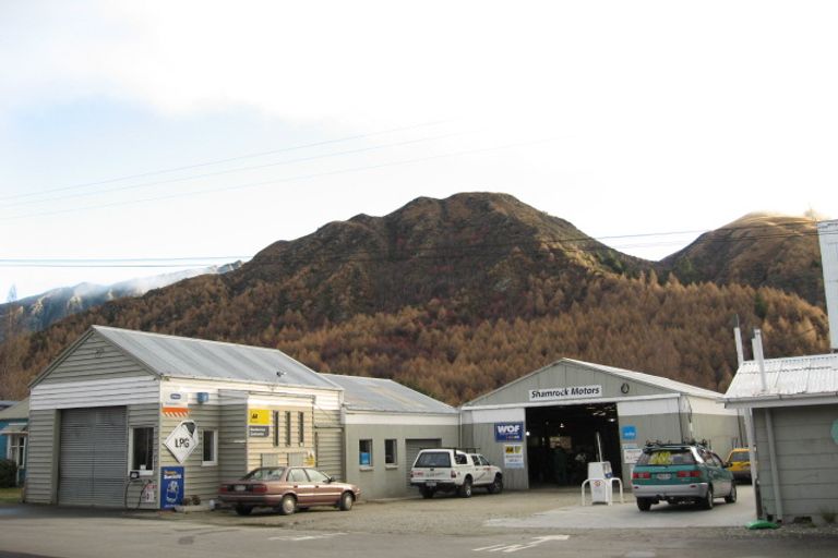 Photo of property in 28 Wiltshire Street, Arrowtown, 9302