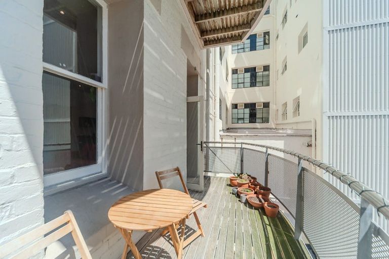 Photo of property in Columbia Apartments, 5/32 Cuba Street, Te Aro, Wellington, 6011