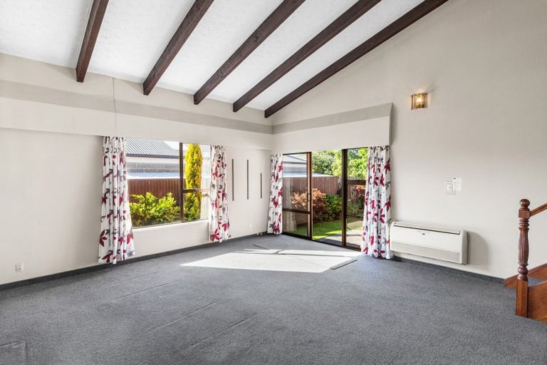 Photo of property in 1/147 Warren Crescent, Hillmorton, Christchurch, 8025