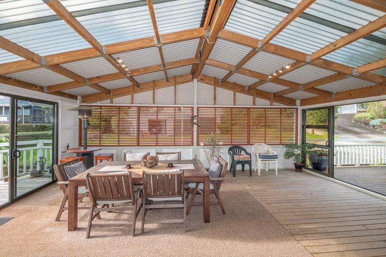 Photo of property in 48 Stratford Drive, Cable Bay, 0420