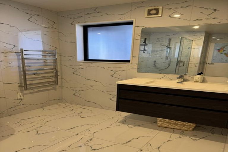 Photo of property in 714a Massey Road, Mangere, Auckland, 2022