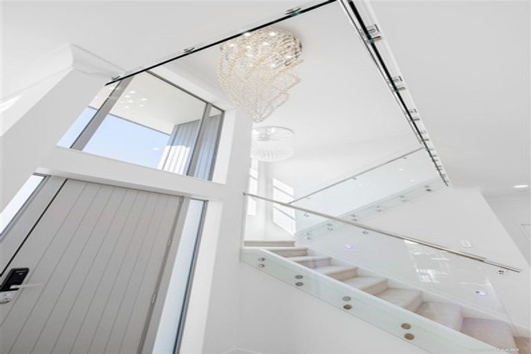 Photo of property in 23 Cooladawson Drive, Flat Bush, Auckland, 2019