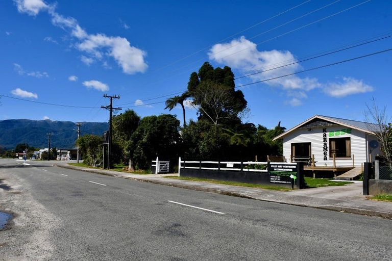 Photo of property in 126 Waverley Street, Karamea, 7893