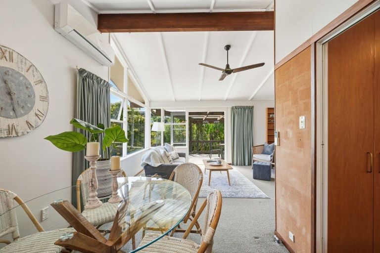 Photo of property in 44 Saddleback Rise, Murrays Bay, Auckland, 0630