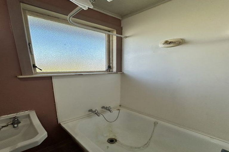 Photo of property in 141 Puriri Street, Castlecliff, Whanganui, 4501