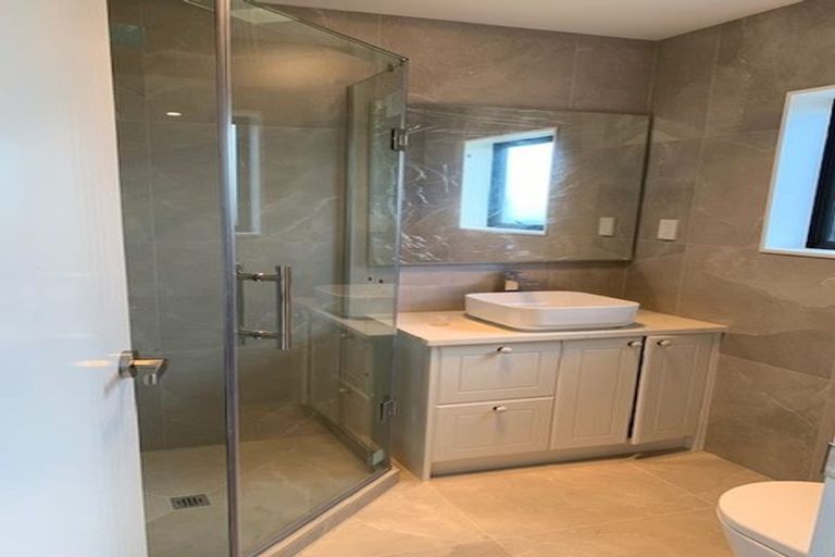 Photo of property in 40 Cooladawson Drive, Flat Bush, Auckland, 2019