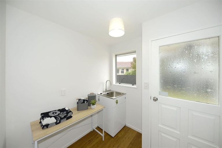 Photo of property in 42 Cowes Street, Avondale, Christchurch, 8061