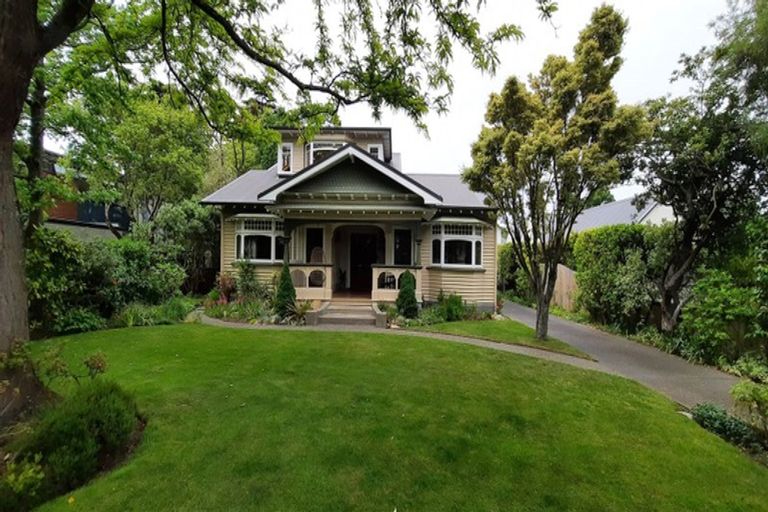 Photo of property in 14 Wai-iti Terrace, Burnside, Christchurch, 8053