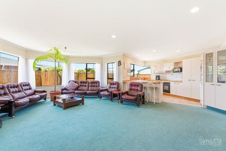 Photo of property in 14 Kelsi Street, Tawhero, Whanganui, 4501