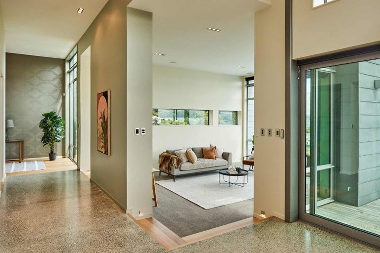 Photo of property in 13a Walter Road, Lowry Bay, Lower Hutt, 5013