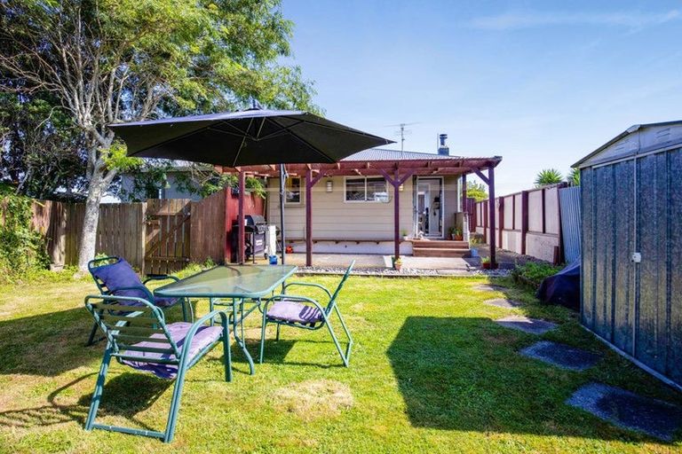 Photo of property in 10a Cowling Road, Hurdon, New Plymouth, 4310
