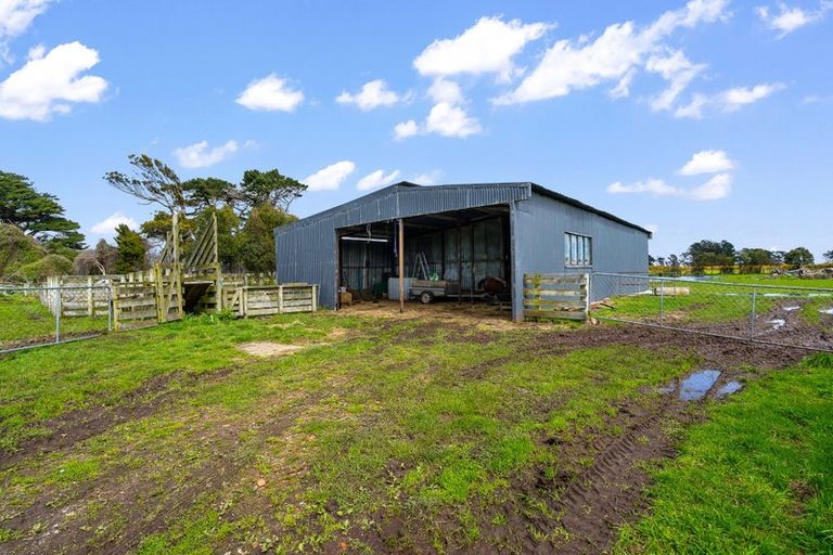 Photo of property in 49 Ferry Road, West Plains, Invercargill, 9879