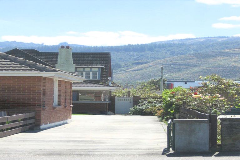 Photo of property in 84 Martin Street, Wallaceville, Upper Hutt, 5018
