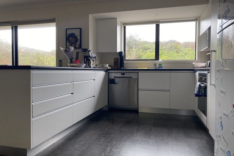 Photo of property in 10 Puaha Street, Takapuwahia, Porirua, 5022