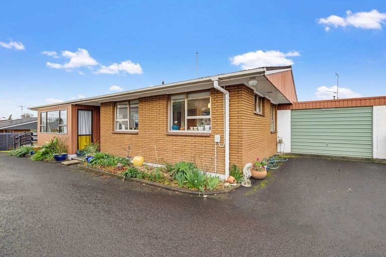 Photo of property in 2/1151 Bank Street, Te Awamutu, 3800