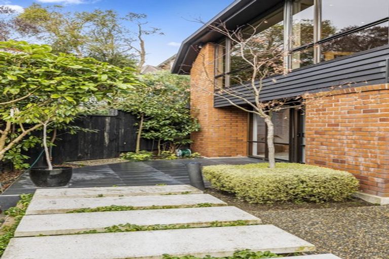 Photo of property in 110c Cannington Road, Maori Hill, Dunedin, 9010