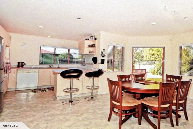 Photo of property in 6 Country Lane, Western Heights, Hamilton, 3200