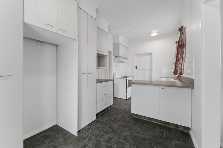 Photo of property in 37 Keepa Street, Levin, 5510