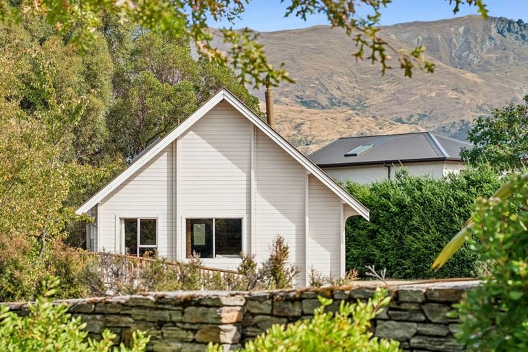 Photo of property in 63 Rata Street, Wanaka, 9305