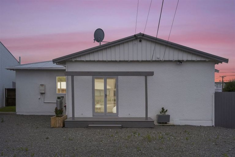 Photo of property in 71 Nursery Road, Phillipstown, Christchurch, 8011