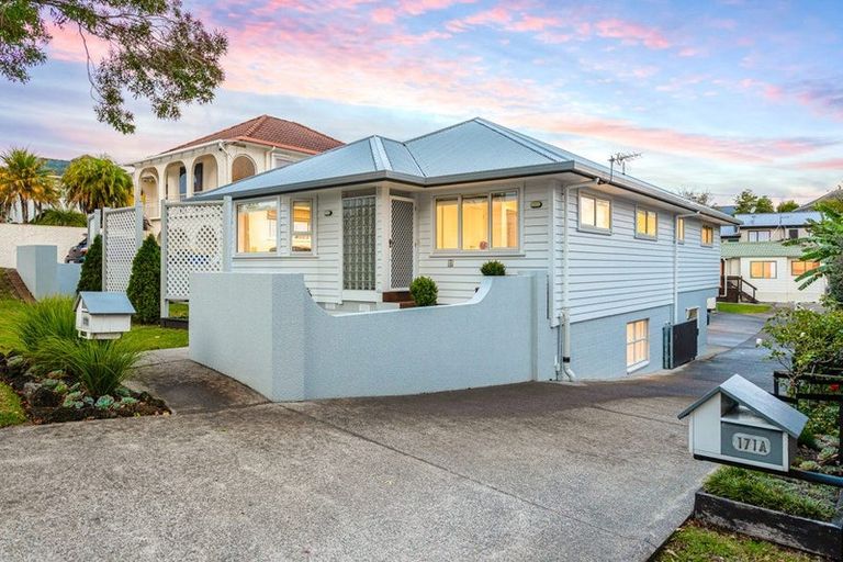 Photo of property in 171 Edmonton Road, Te Atatu South, Auckland, 0610