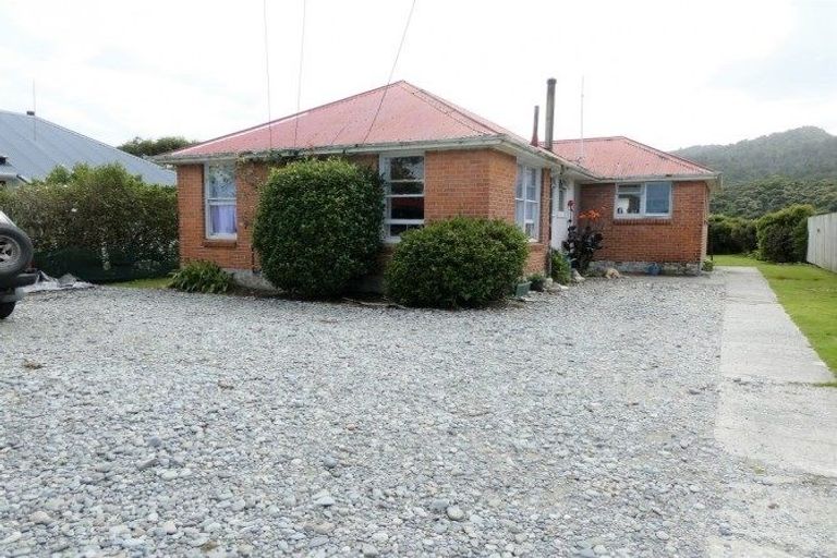 Photo of property in 45 Monro Street, Cobden, Greymouth, 7802