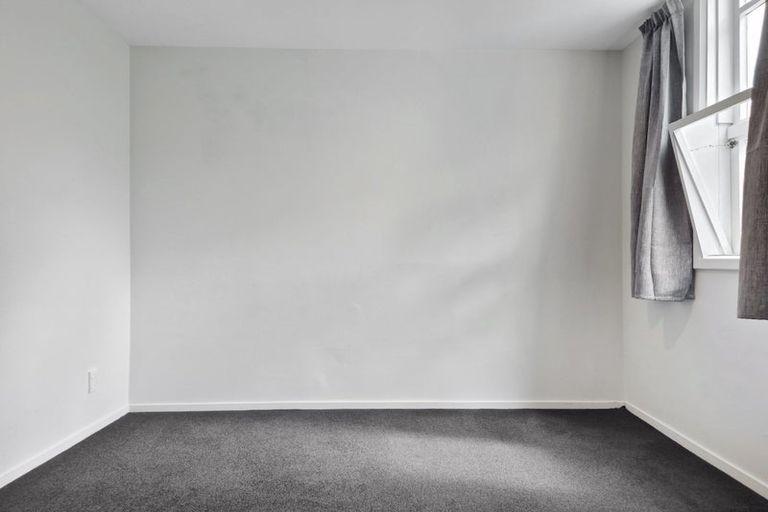 Photo of property in 14a Macky Street, Taita, Lower Hutt, 5011