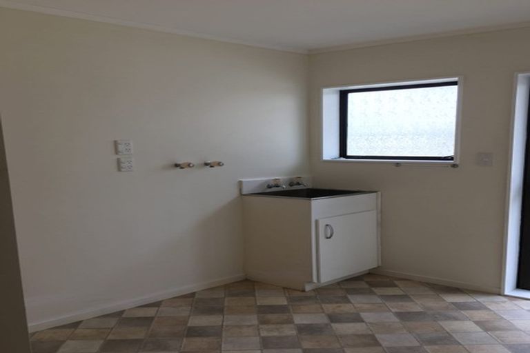 Photo of property in 1/222 Centreway Road, Orewa, 0931