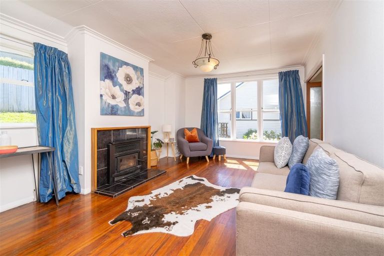 Photo of property in 27 Hanlon Street, Halfway Bush, Dunedin, 9010