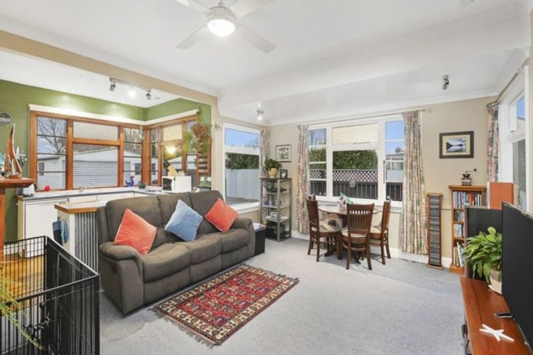 Photo of property in 6 Spring Place, Leeston, 7632