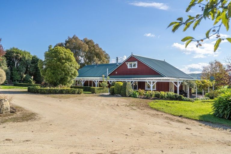 Photo of property in 658 Masterton Stronvar Road, Weraiti, Masterton, 5890