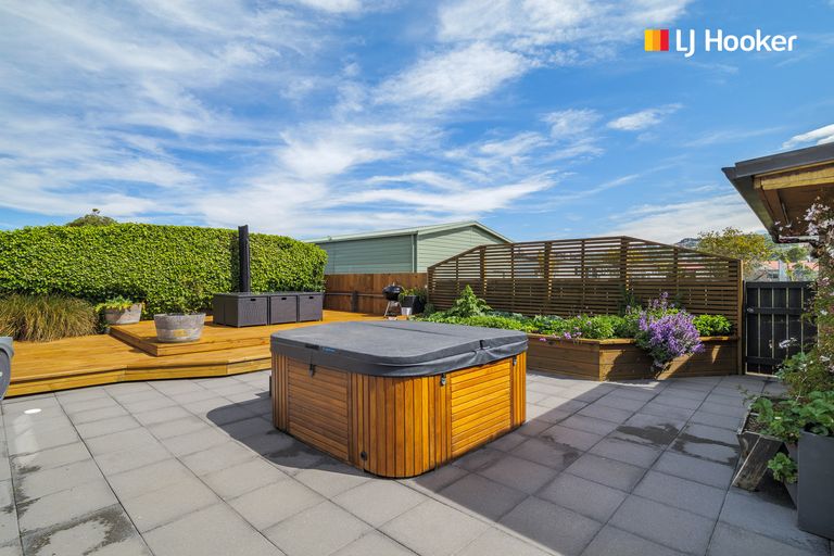 Photo of property in 51 Kirkcaldy Street, South Dunedin, Dunedin, 9012