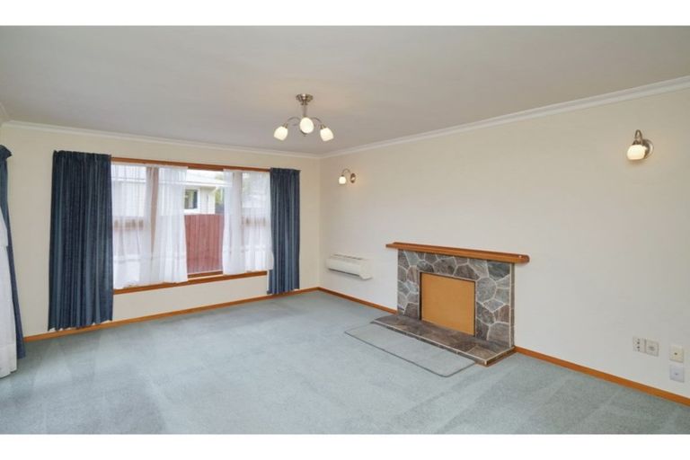 Photo of property in 76 Teesdale Street, Burnside, Christchurch, 8053