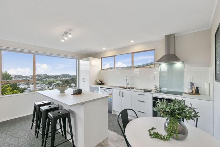 Photo of property in 15a Lenox Grove, Johnsonville, Wellington, 6037