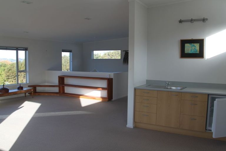 Photo of property in 84 Rangitane Loop Road, Kerikeri, 0294