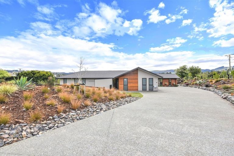 Photo of property in 47 Awa Toru Drive, Fairfield, Dunedin, 9018