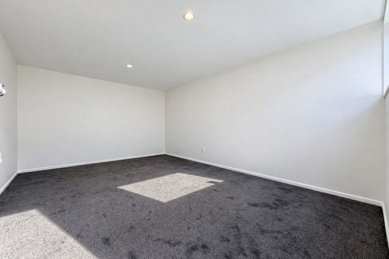 Photo of property in 21 Owens Terrace, Upper Riccarton, Christchurch, 8041